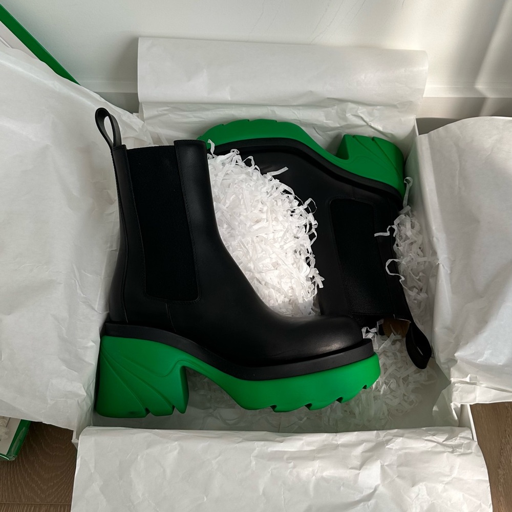 Black and Green Women's Boots